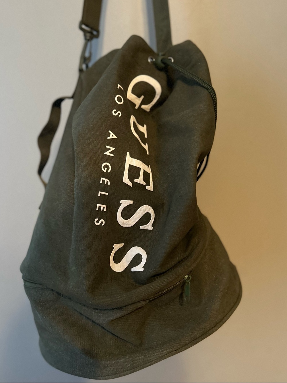 Vintage 90s/y2k Guess duffle bag - Picture 5 of 16